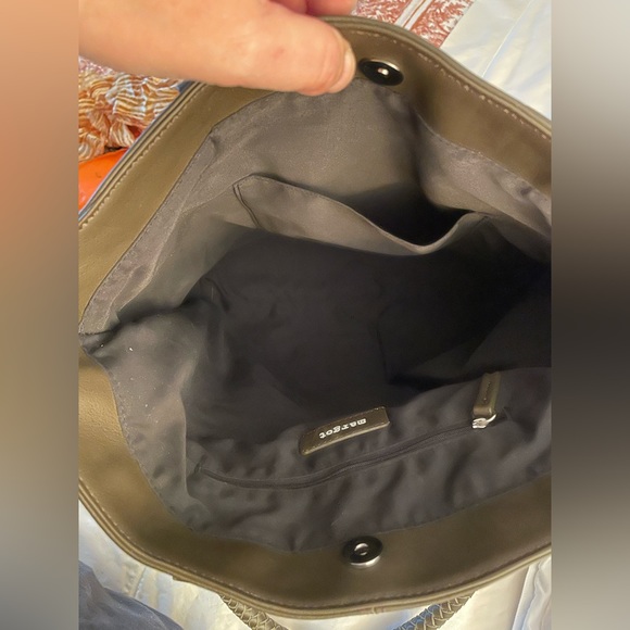 MARGOT Dark Olive Green Soft Leather Tote - Picture 3 of 11